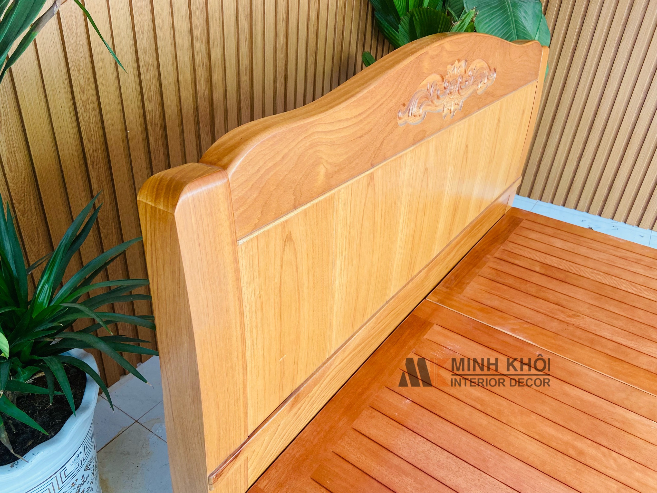 Giường Ngủ Gỗ Gõ Đỏ Đầu Cong  - GN1026