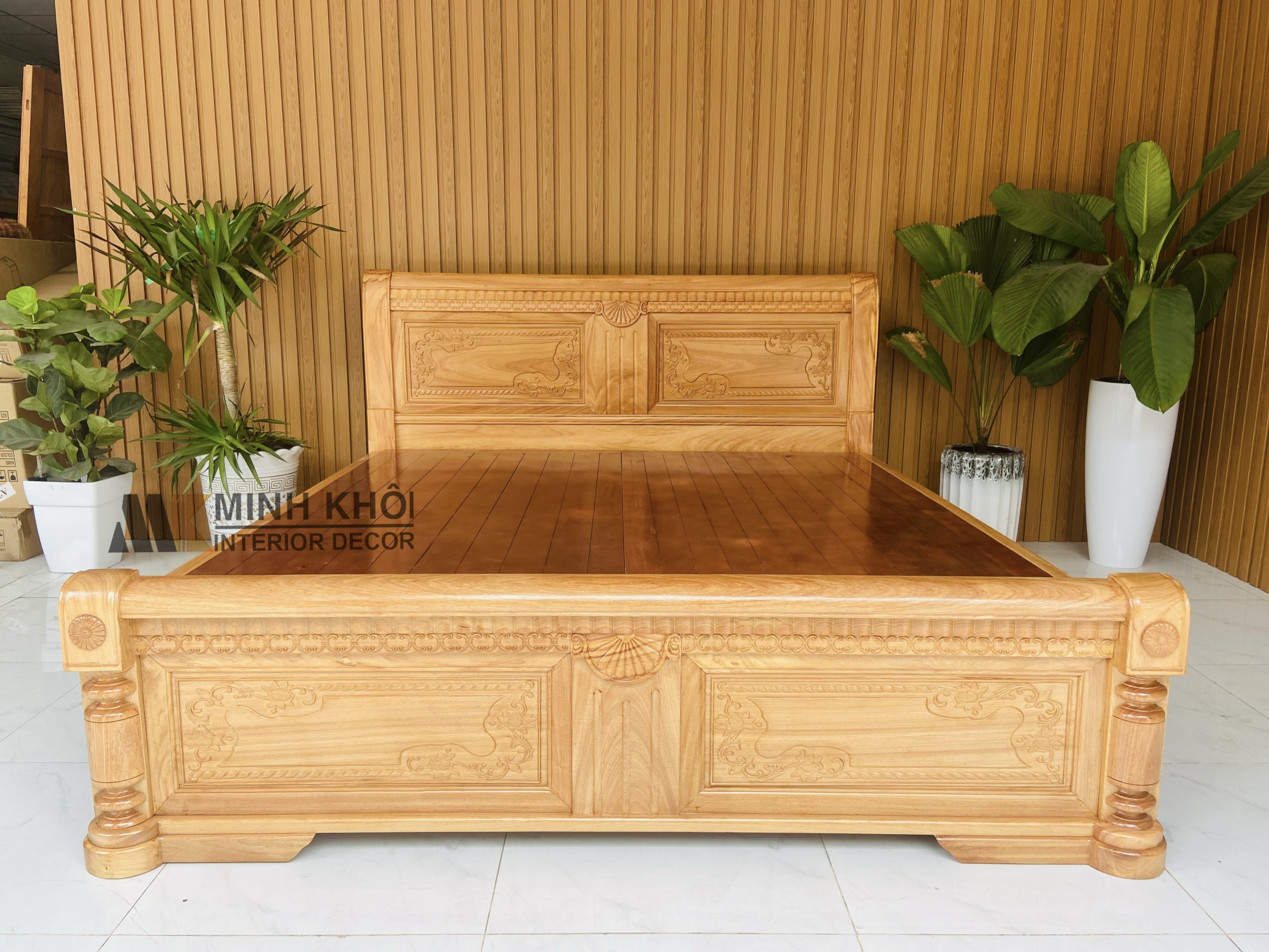 Giường ngủ gỗ gõ đỏ hiện đại - GN1023