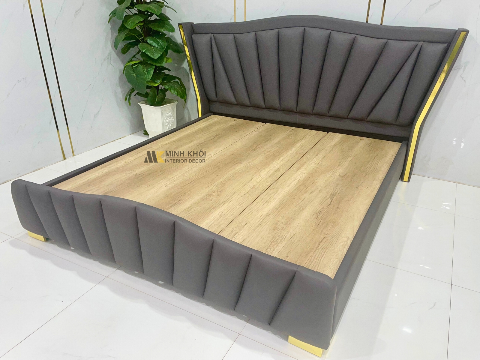 Giường Nhập Khẩu Bọc Da Sang Trọng - GN1208