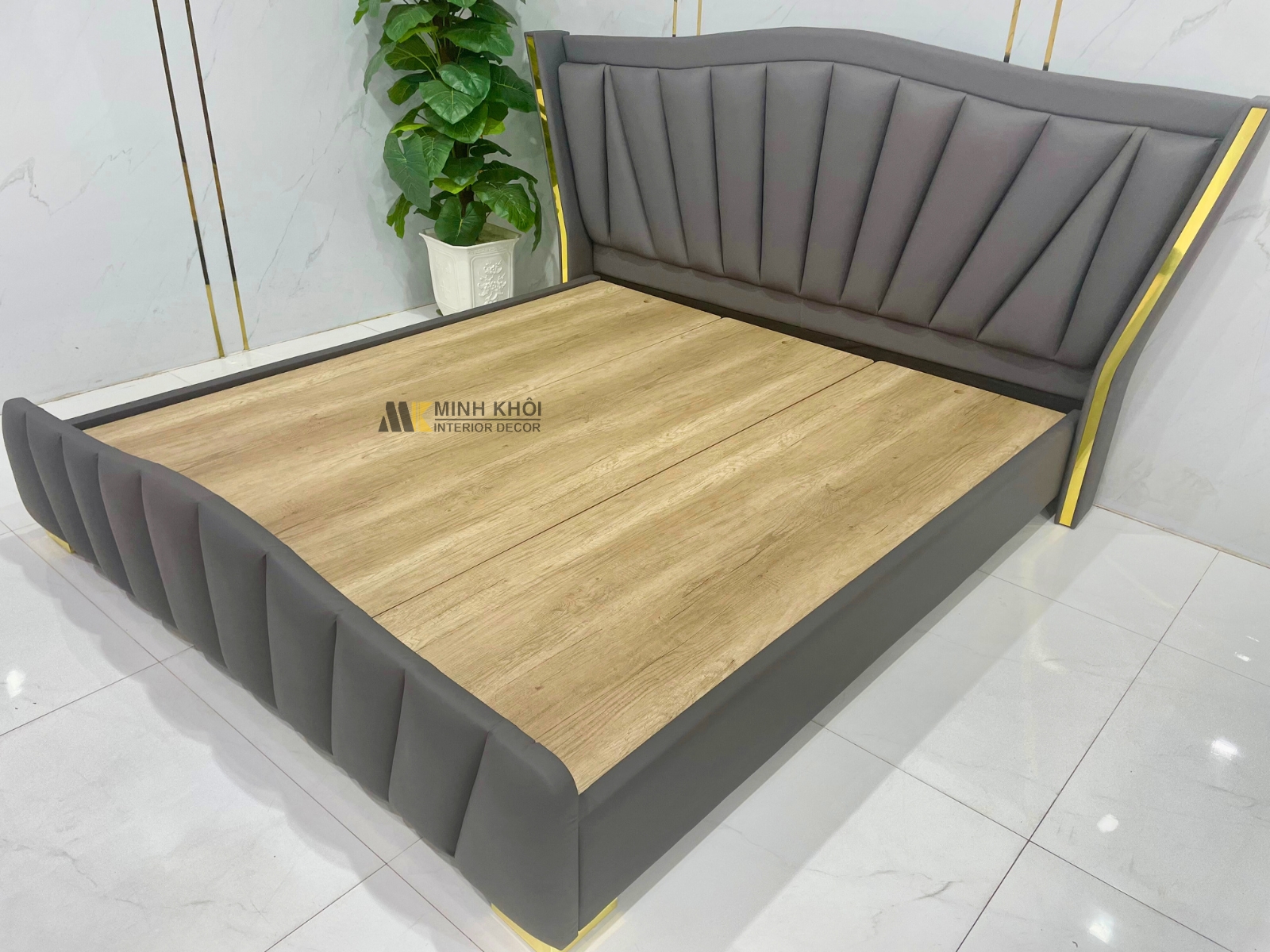 Giường Nhập Khẩu Bọc Da Sang Trọng - GN1208