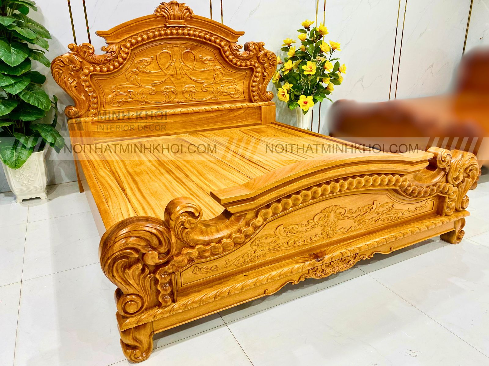 Giường Gõ Đỏ Tân Cổ Điển Hoa Lá Tây Đẳng Cấp - GN1060