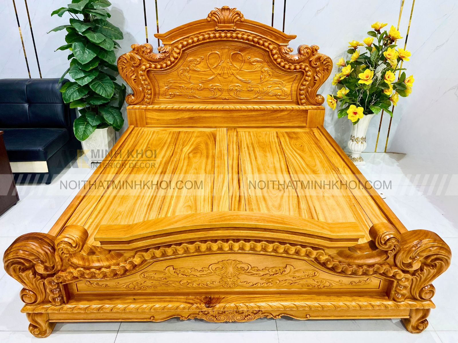 Giường Gõ Đỏ Tân Cổ Điển Hoa Lá Tây Đẳng Cấp - GN1060