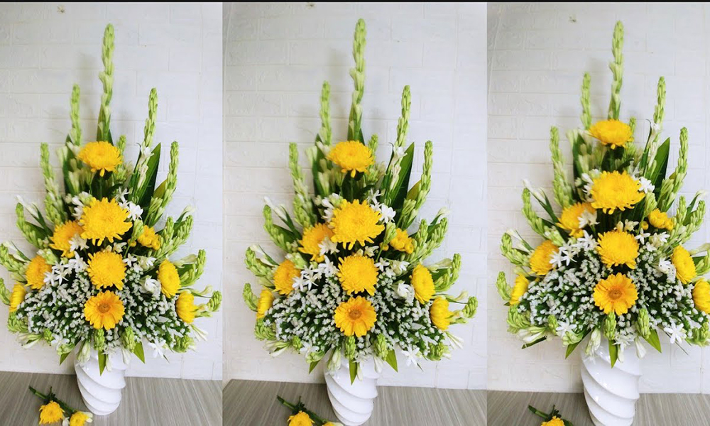 Hoa cúc vàng đặt bàn thờ