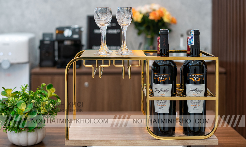 Kệ, hộp đựng chai rượu