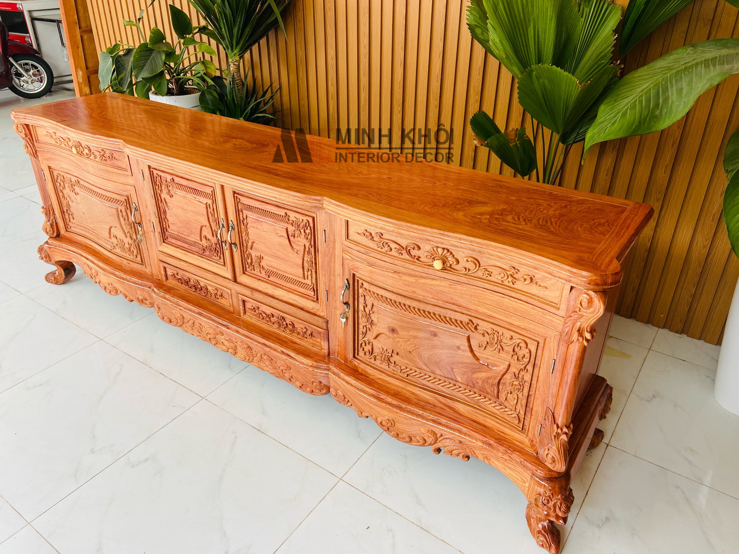 Kệ tivi Hương đá mặt cong - KTV926