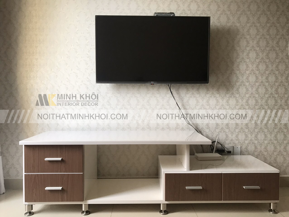 Kệ tivi nhựa có ngăn kéo