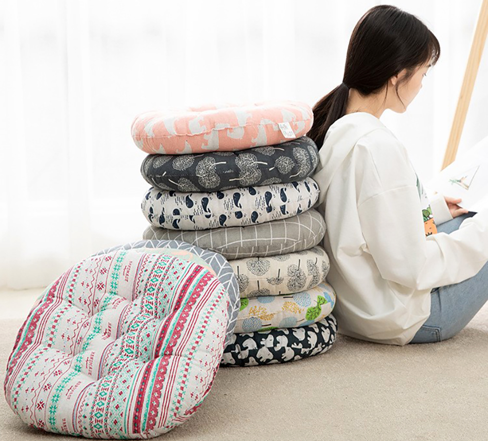 Lựa chọn chất liệu của tấm nệm lót ghế sofa gỗ