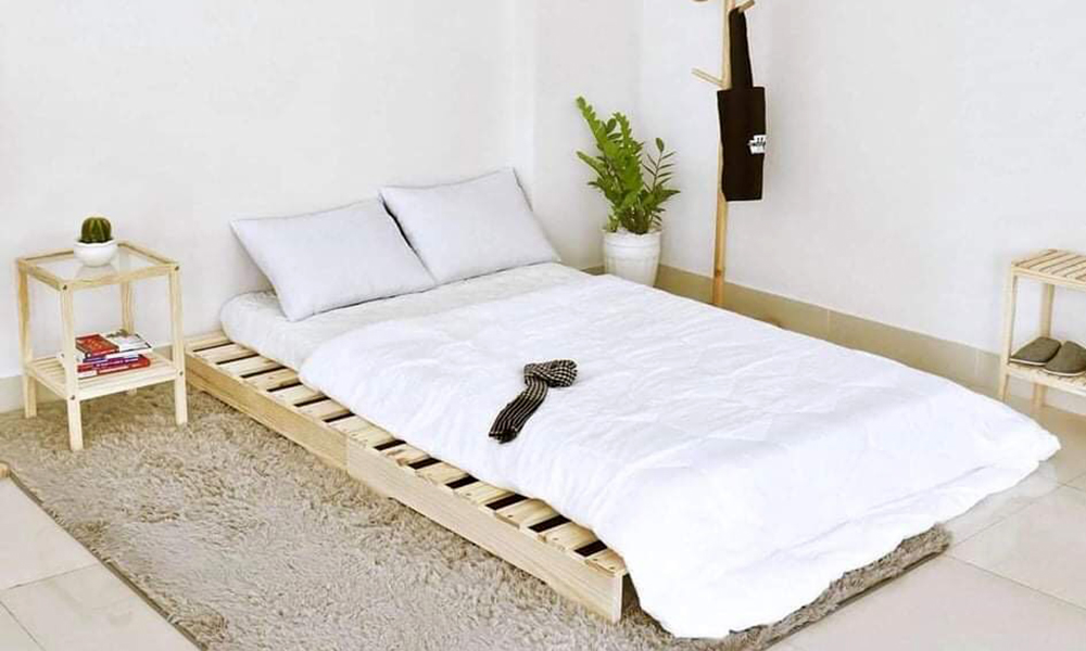 Mẫu giường pallet gỗ đơn giản bền đẹp