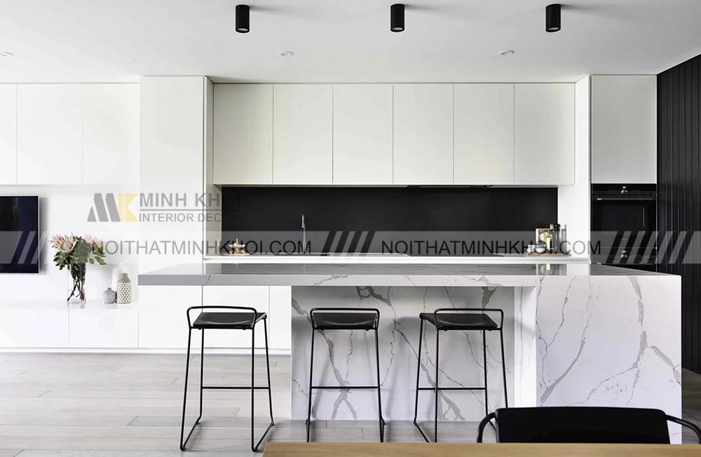 Mẫu tủ bếp kịch trần phong cách tối giản