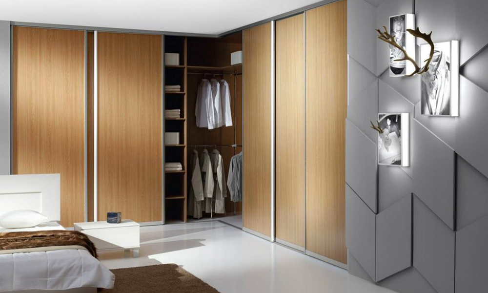 Mẫu tủ gỗ công nghiệp góc âm tường