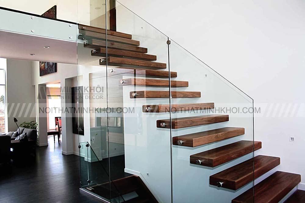 Một số mẫu thiết kế cầu thang kính kết hợp gỗ mới nhất hiện nay