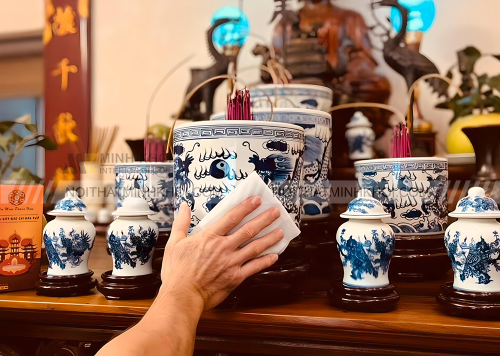 Những lưu ý khi lựa chọn bàn thờ có 3 bát hương