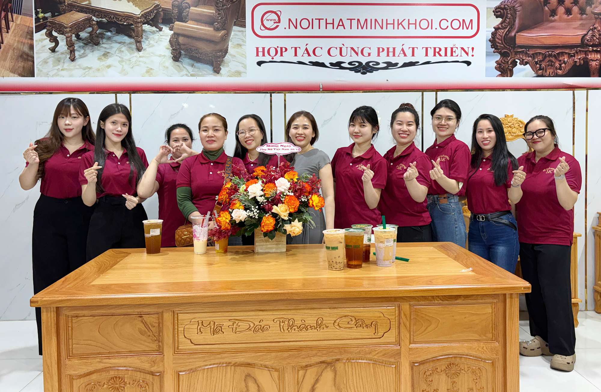 noi-that-minh-khoi-chao-mung-ngay-phu-nu-viet-nam-20-10