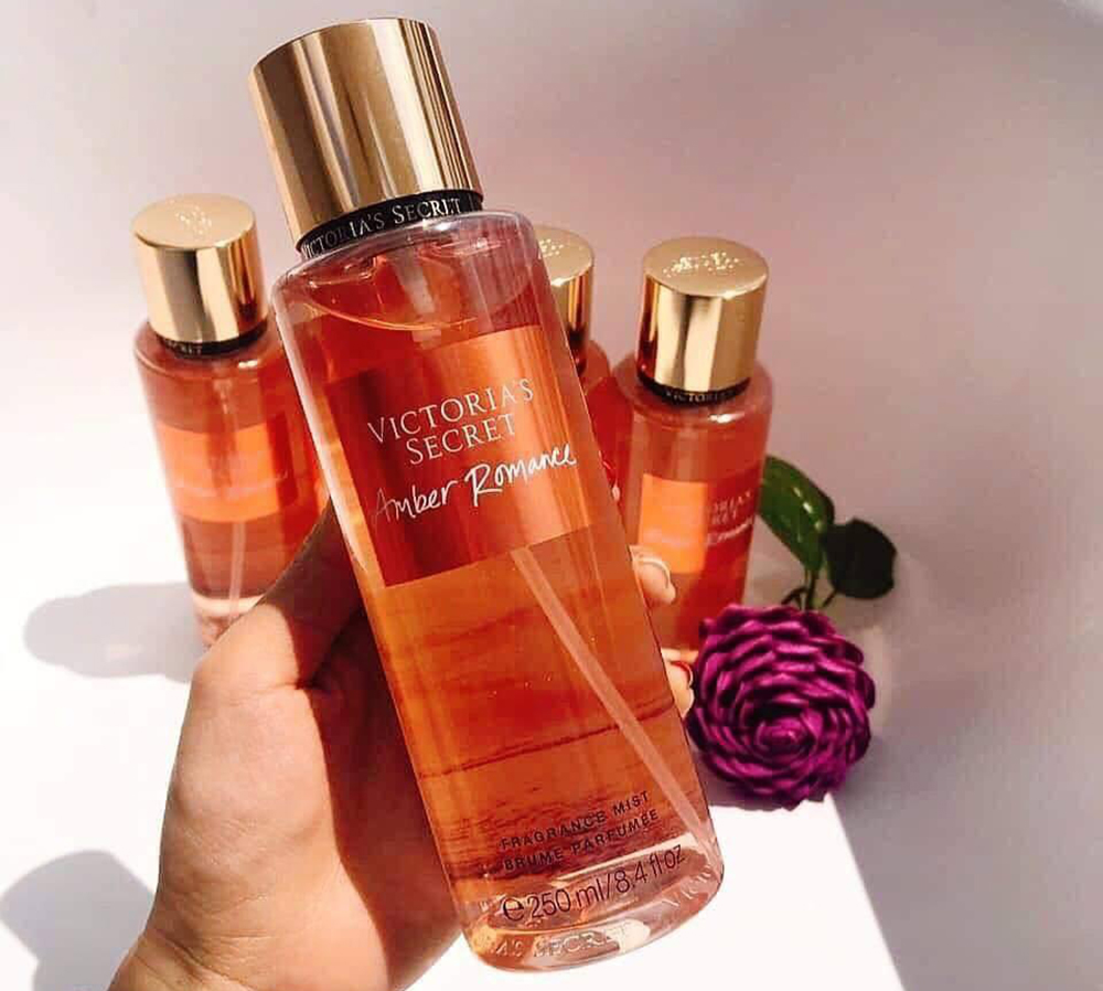 Nước Hoa Xịt Tủ Quần Áo Khử Mùi Hiệu Quả?