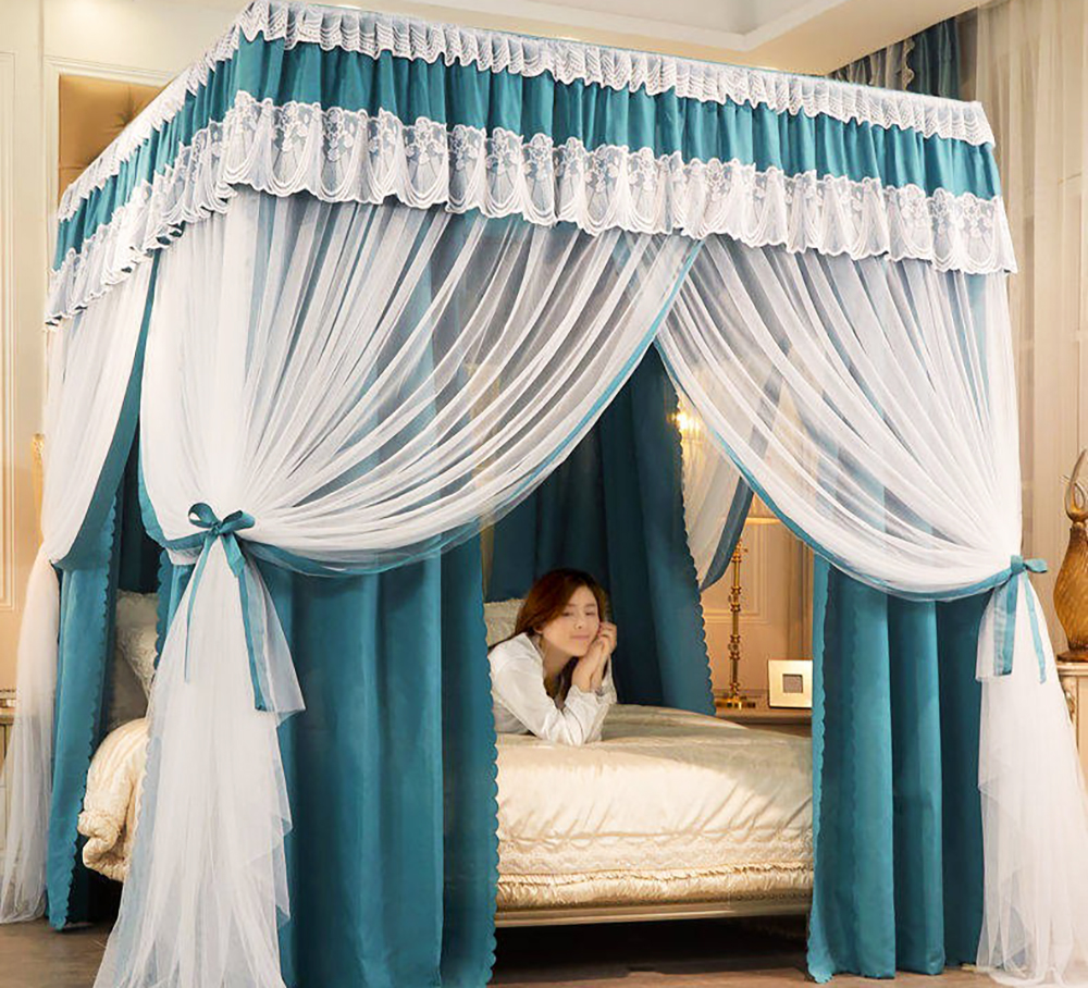 Rèm giường phòng ngủ không chỉ giúp bạn tạo ra không gian ngủ êm ái, mà còn mang đến cho phòng ngủ của bạn một vẻ đẹp sang trọng và hiện đại. Với nhiều màu sắc và phong cách đa dạng, rèm giường phòng ngủ giúp bạn thể hiện phong cách cá nhân của mình trong từng chi tiết trang trí.