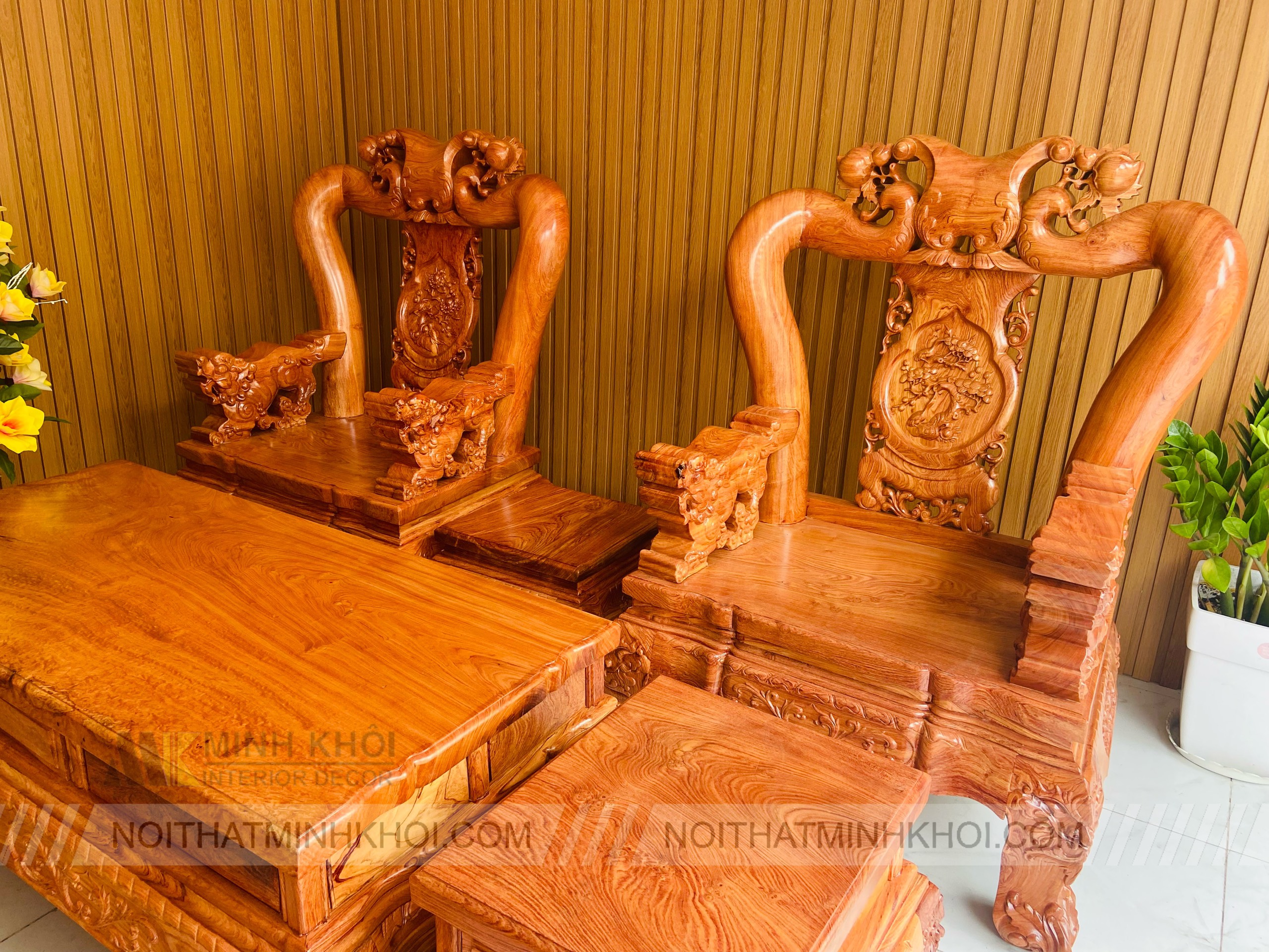 Salon Gỗ Hương Tay 14 Chạm Đào - SL185