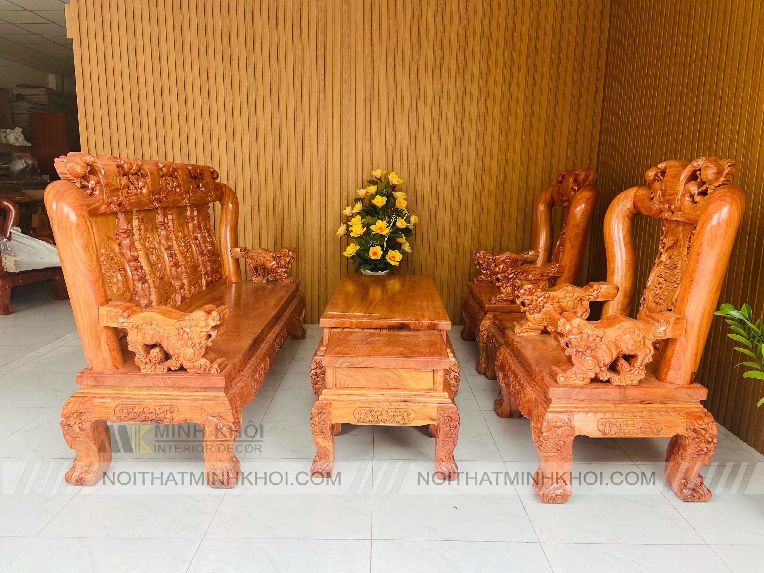 Salon Gỗ Hương Tay 14 Chạm Đào - SL185