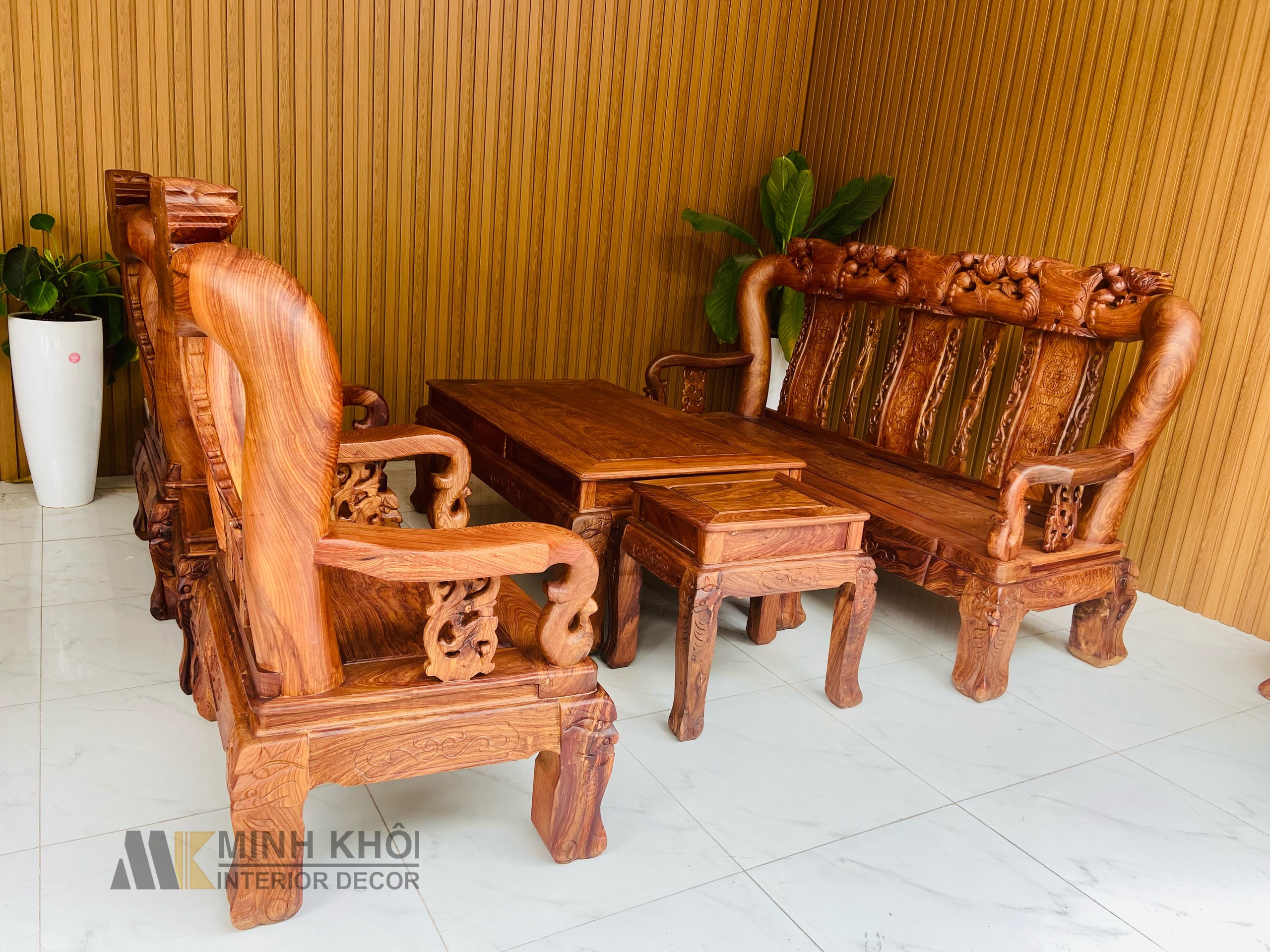 Salon gỗ Hương Vân tay 14 - SL900