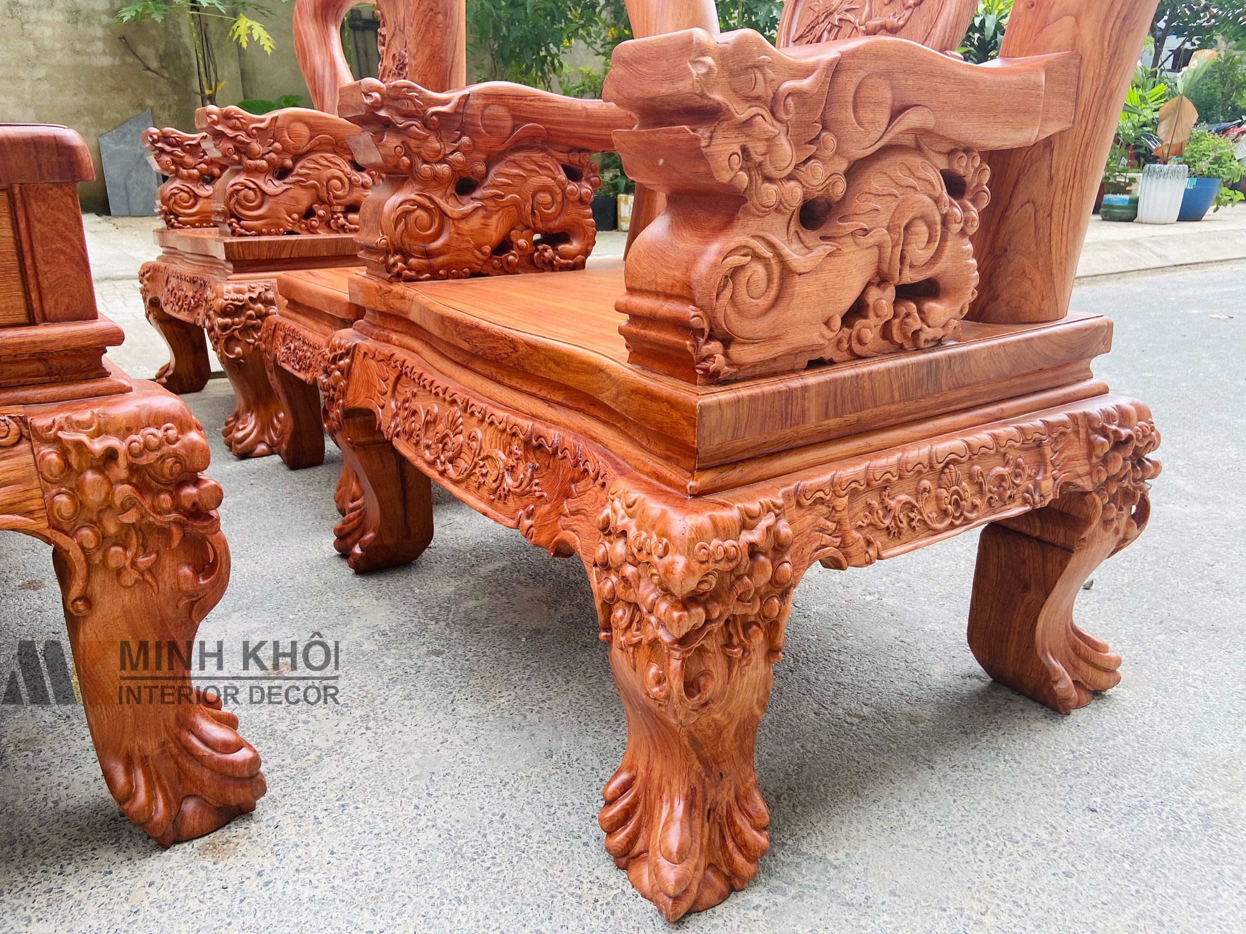 Salon hương đá tay 14 chạm đào mặt liền - SL941