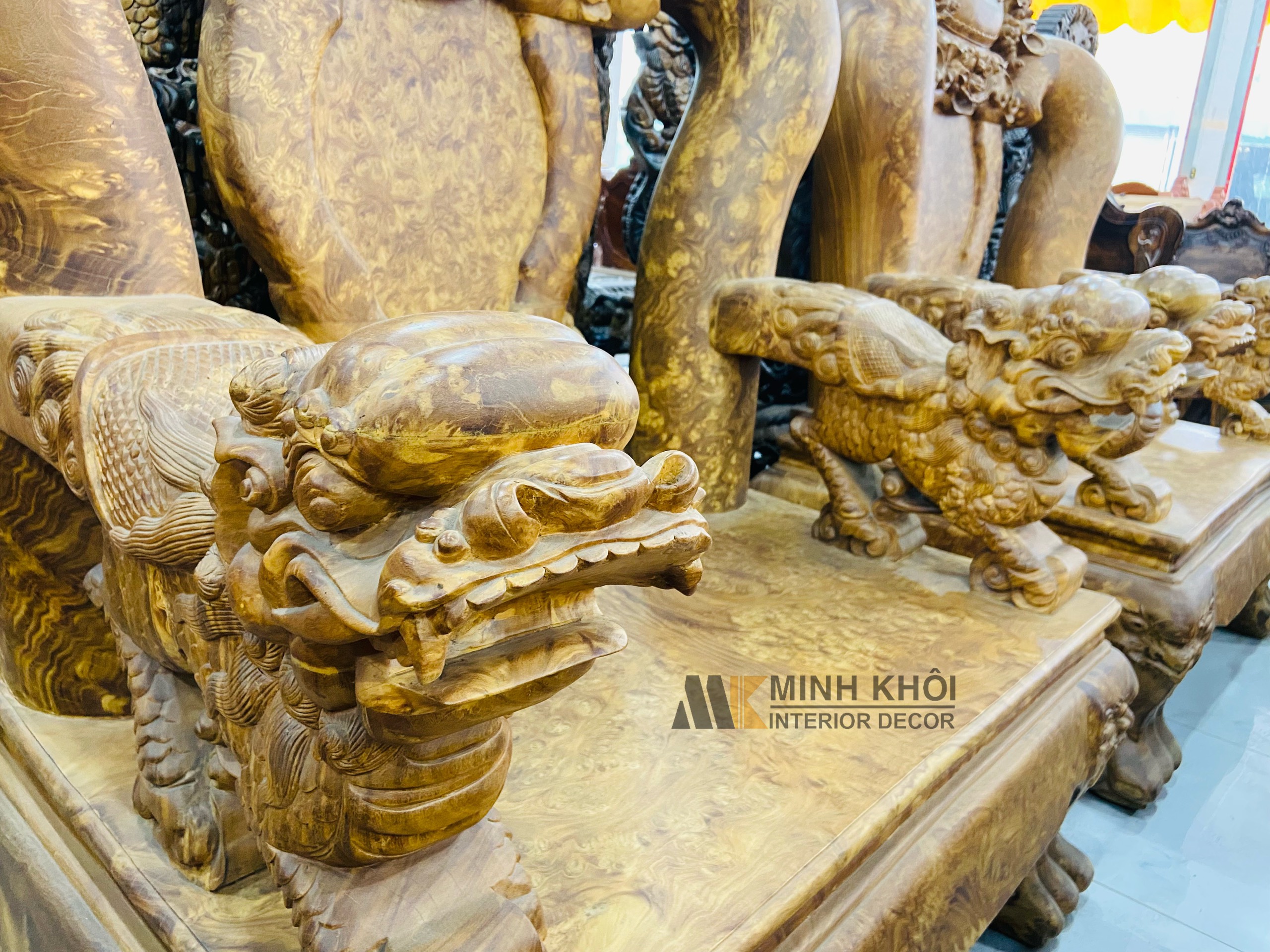 Bàn Ghế Gỗ Nu Nghiến Cột 20 Nghê Phụng Đẳng Cấp - SL688