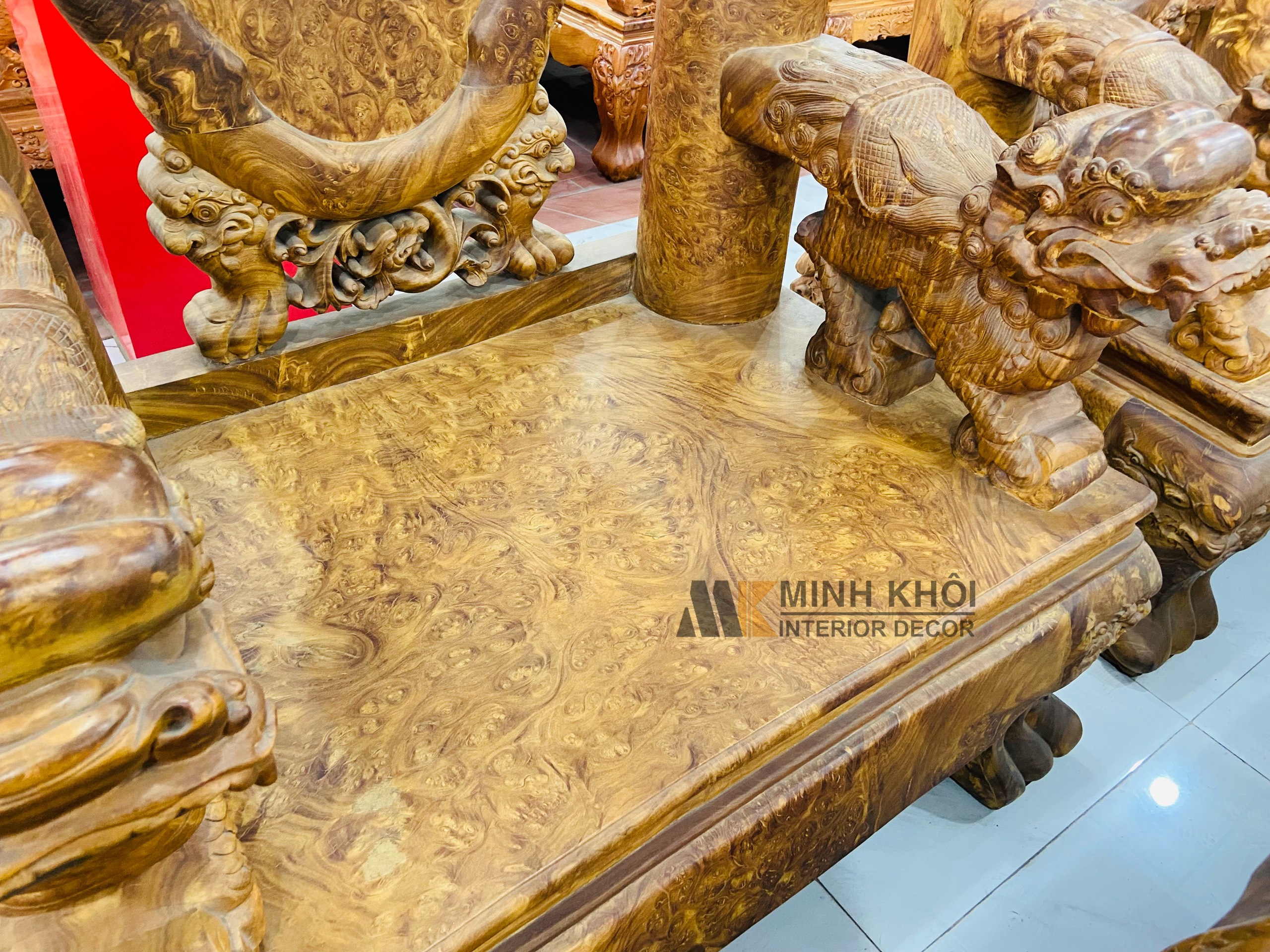 Bàn Ghế Gỗ Nu Nghiến Cột 20 Nghê Phụng Đẳng Cấp - SL688