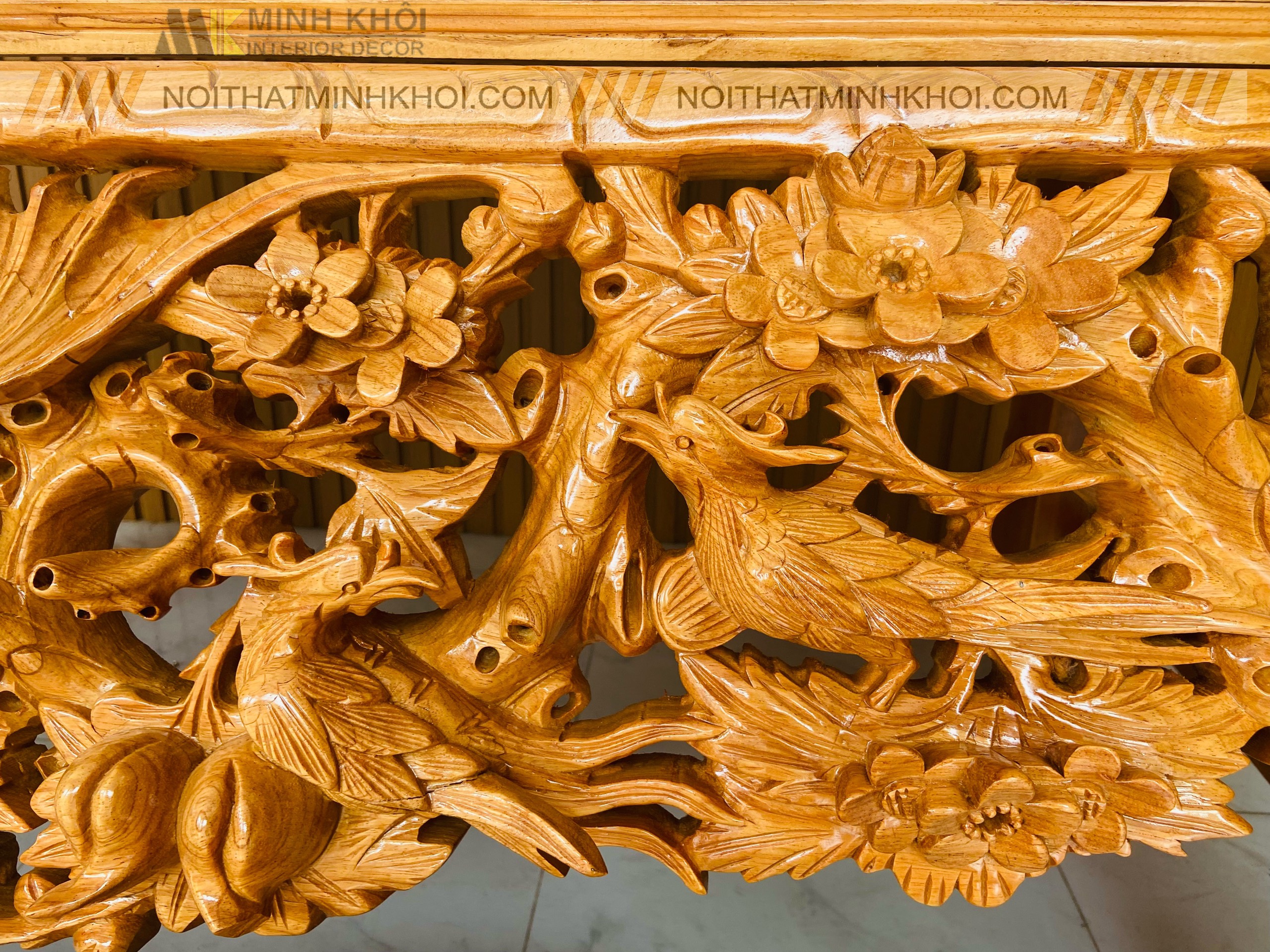 Sập Thờ Gõ 1m97 Chạm Mai Điểu - BT904