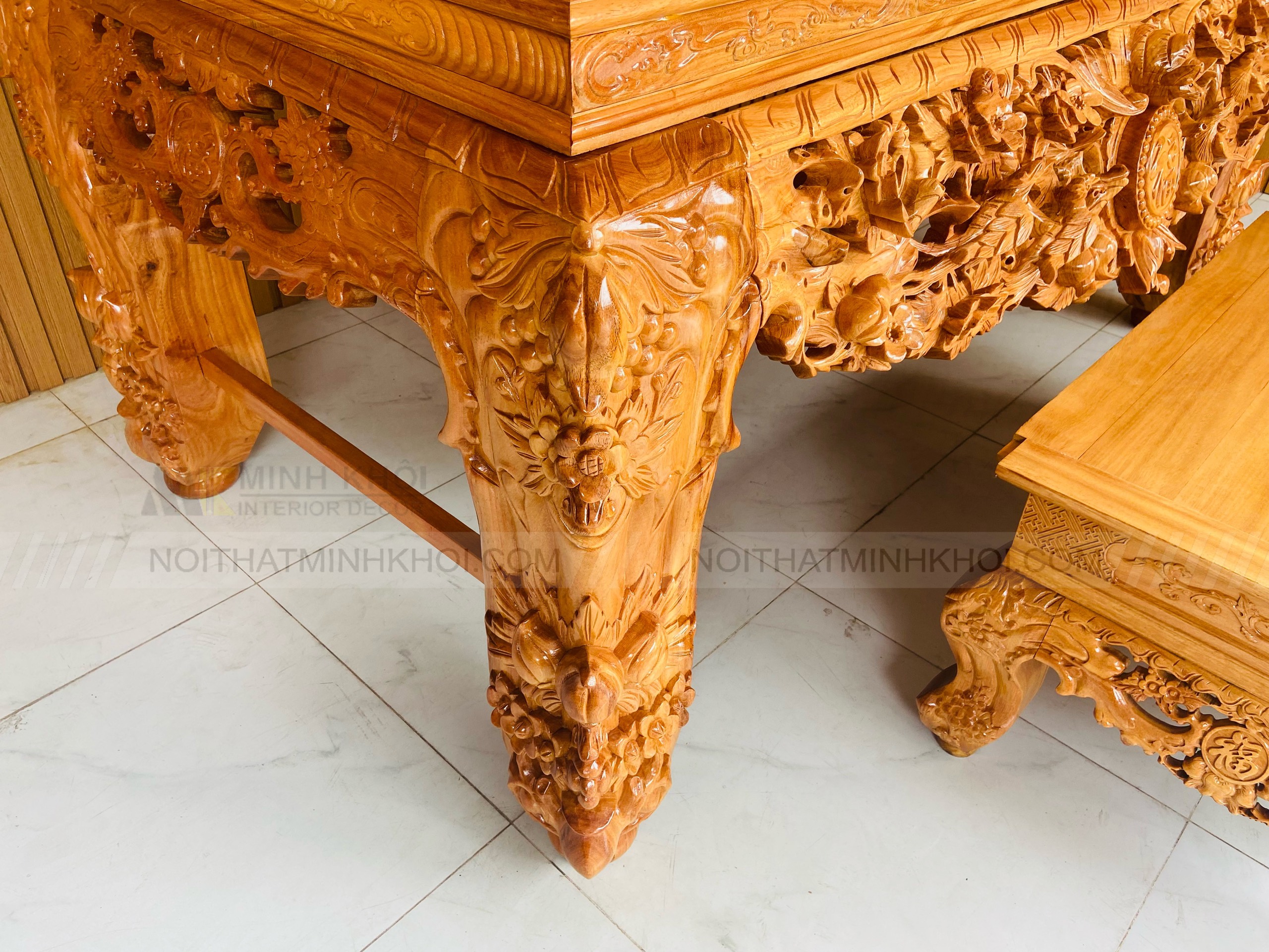 Sập Thờ Gõ 1m97 Chạm Mai Điểu - BT904