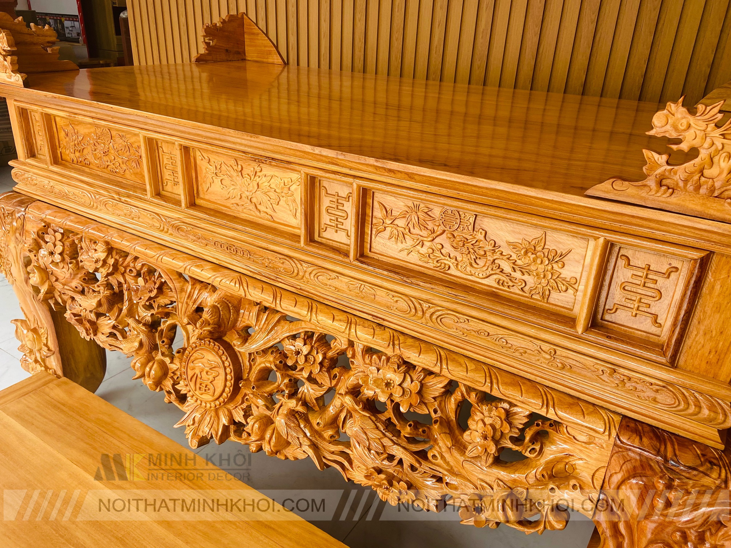 Sập Thờ Gõ 1m97 Chạm Mai Điểu - BT904