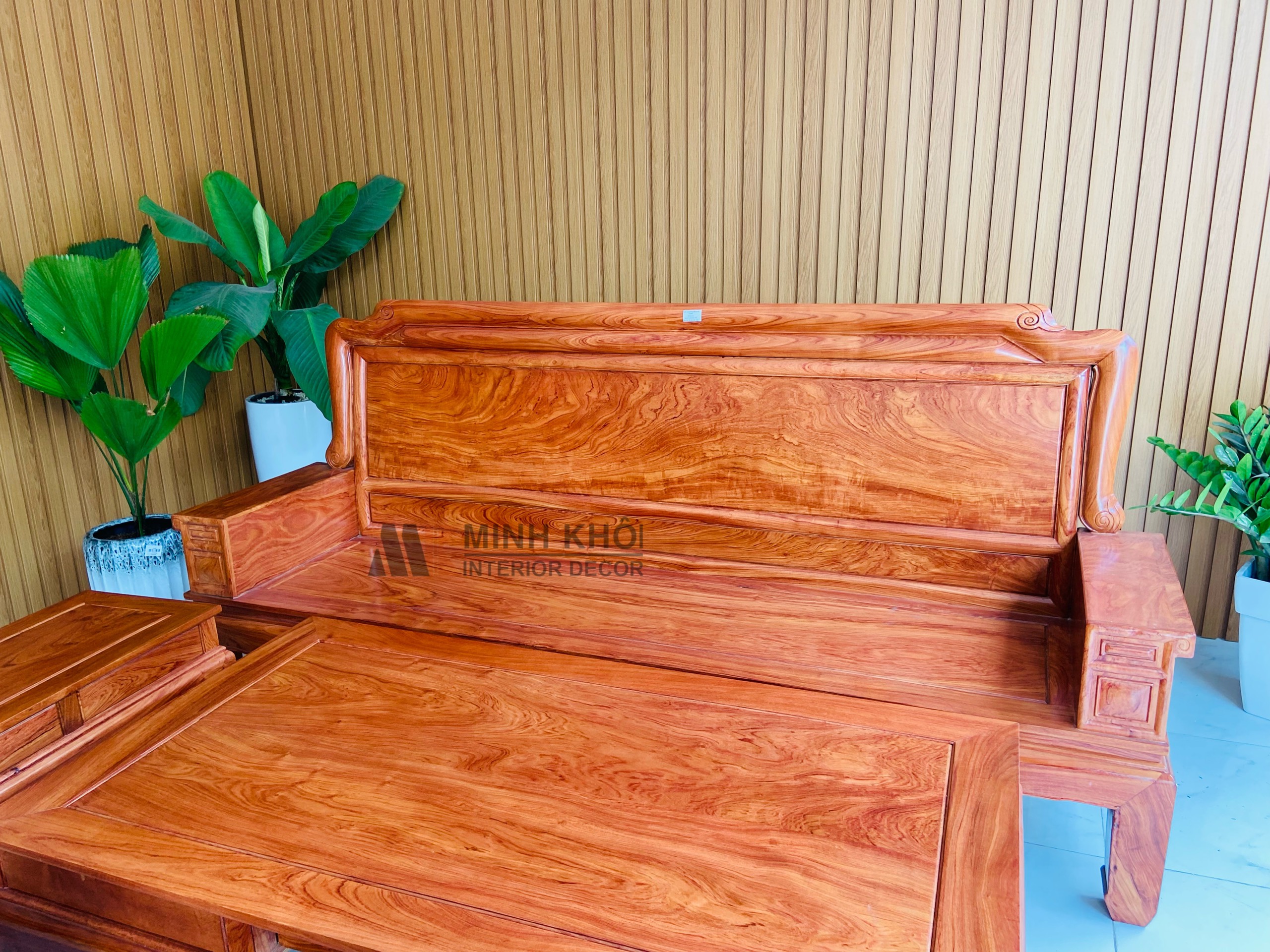 Salon Gỗ Hương Đá Vai Bò - SL3016