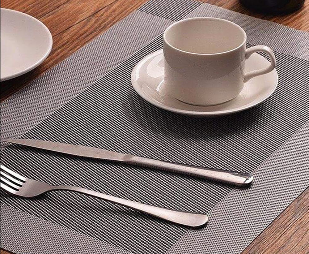 tấm lót bàn ăn giúp đảm bảo vệ sinh cho bàn ăn