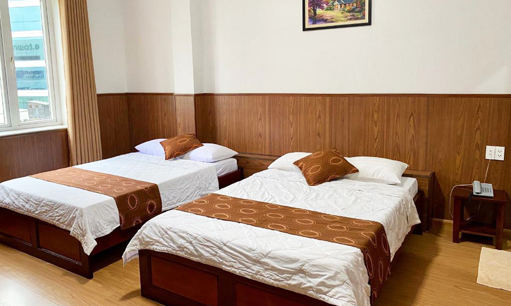 Tấm trang trí giường khách sạn