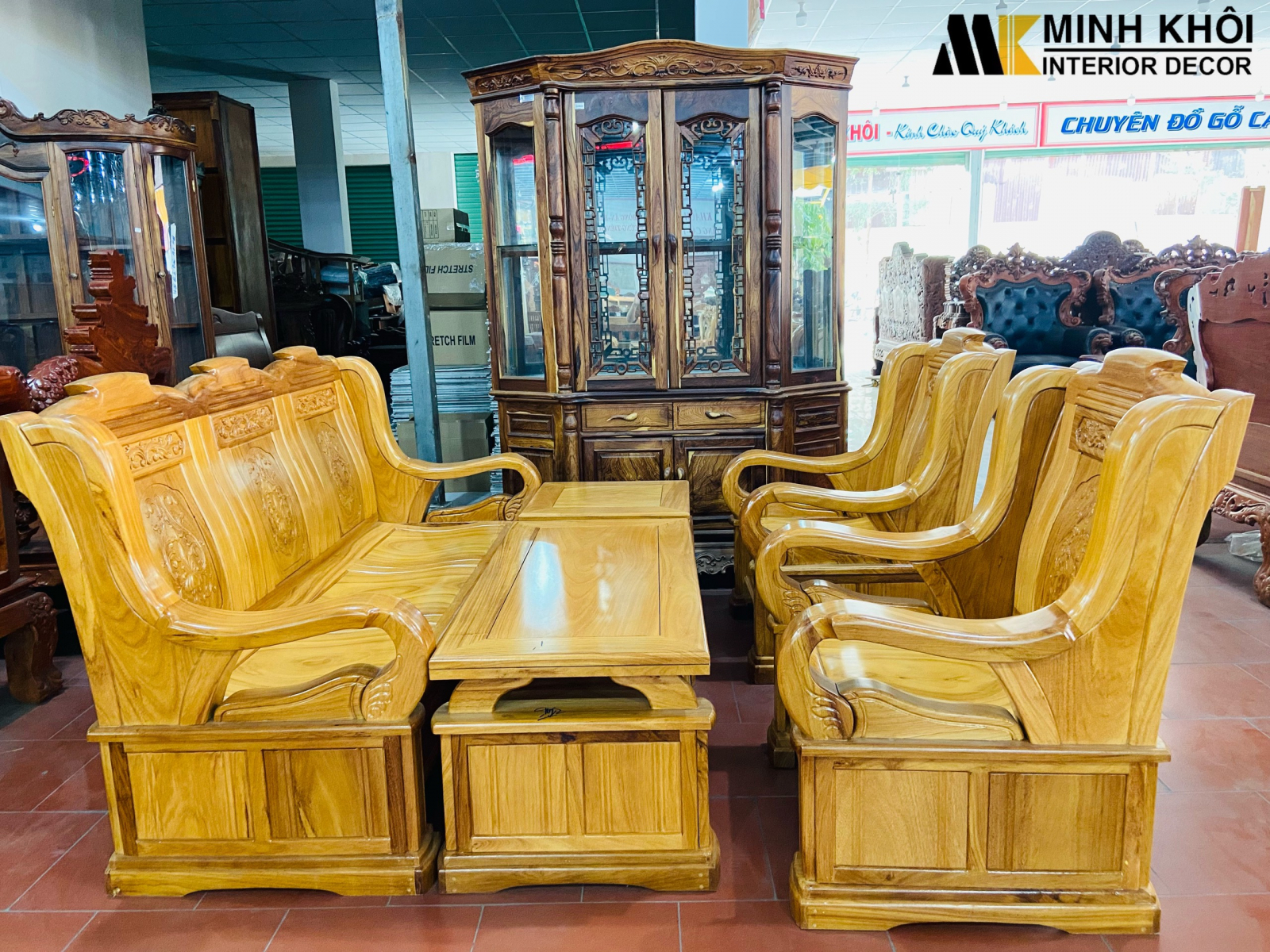 Mẫu sofa thiên nga gỗ gõ đỏ
