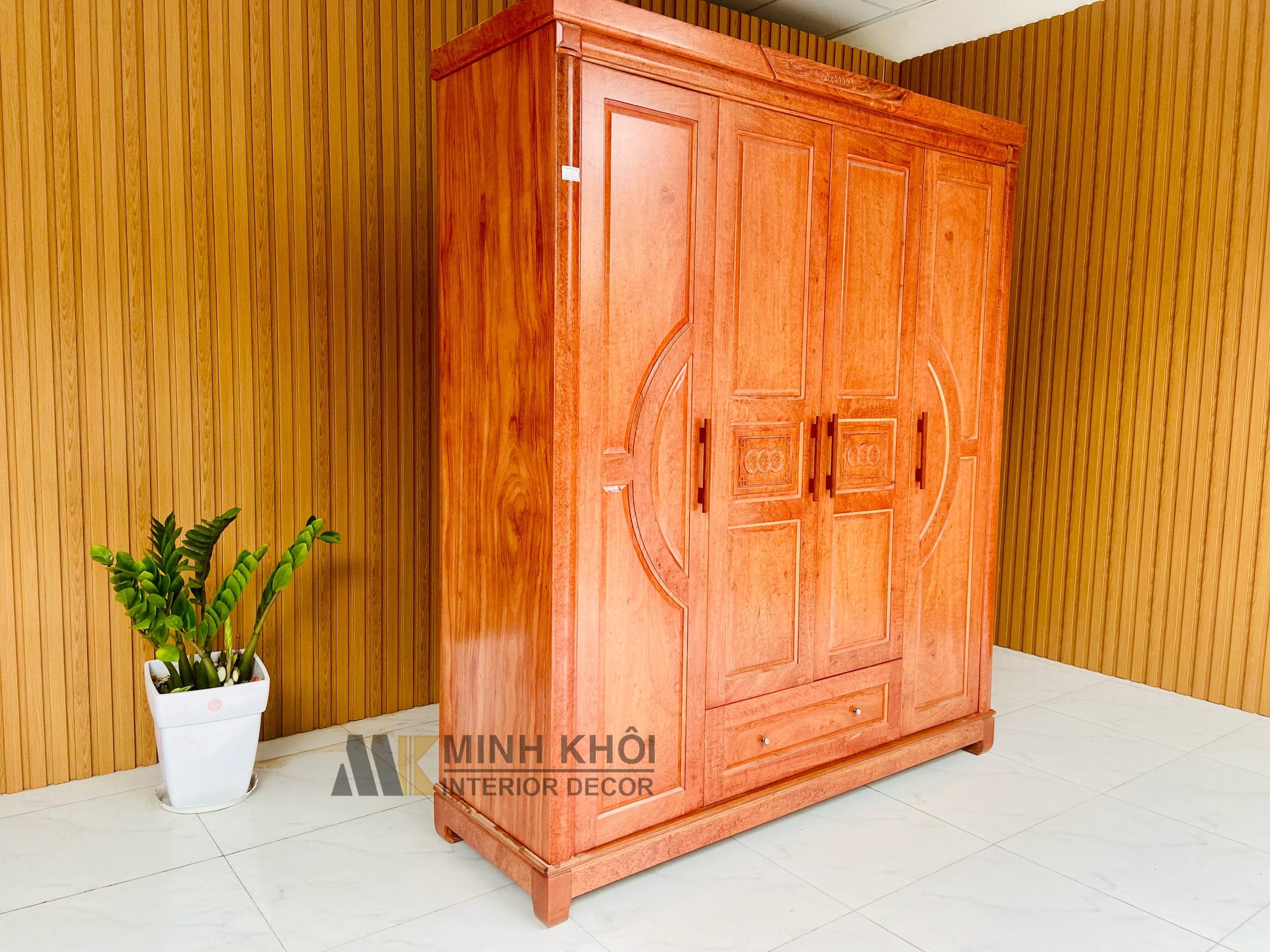 Tủ Áo Hương Đá 4 Cánh - TA225