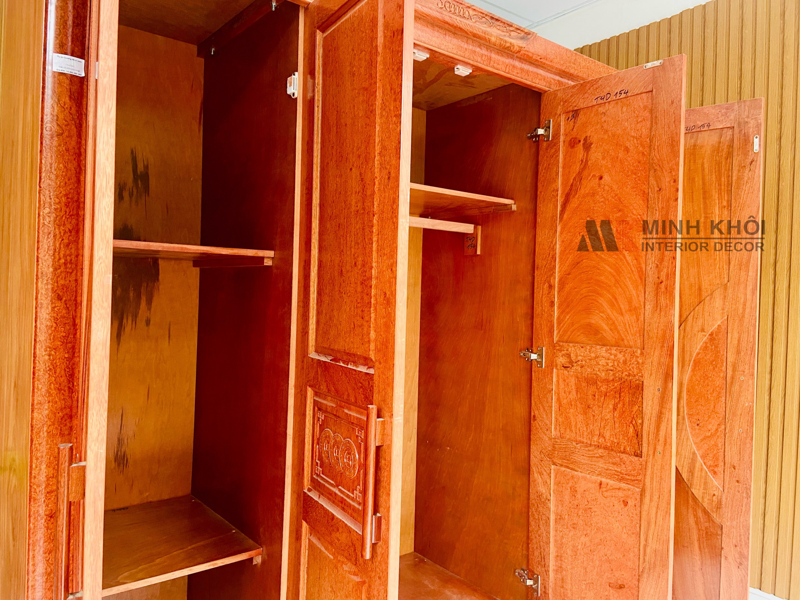 Tủ Áo Hương Đá 4 Cánh - TA225