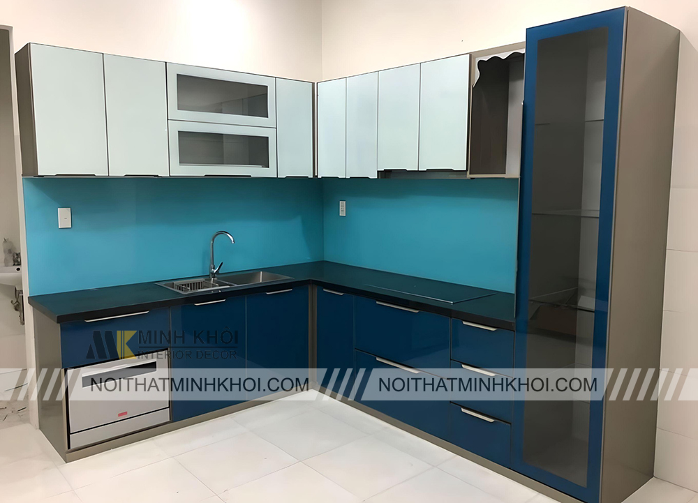 Tủ bếp inox màu xanh