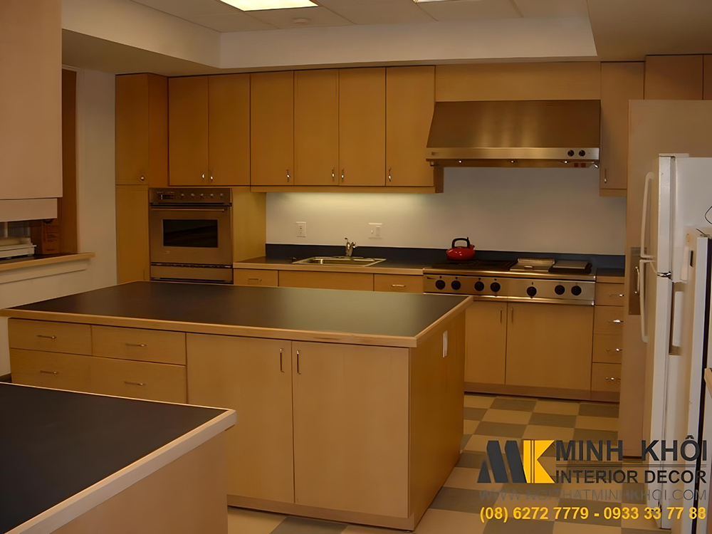 Tủ bếp tân cổ điển chất liệu gỗ công nghiệp