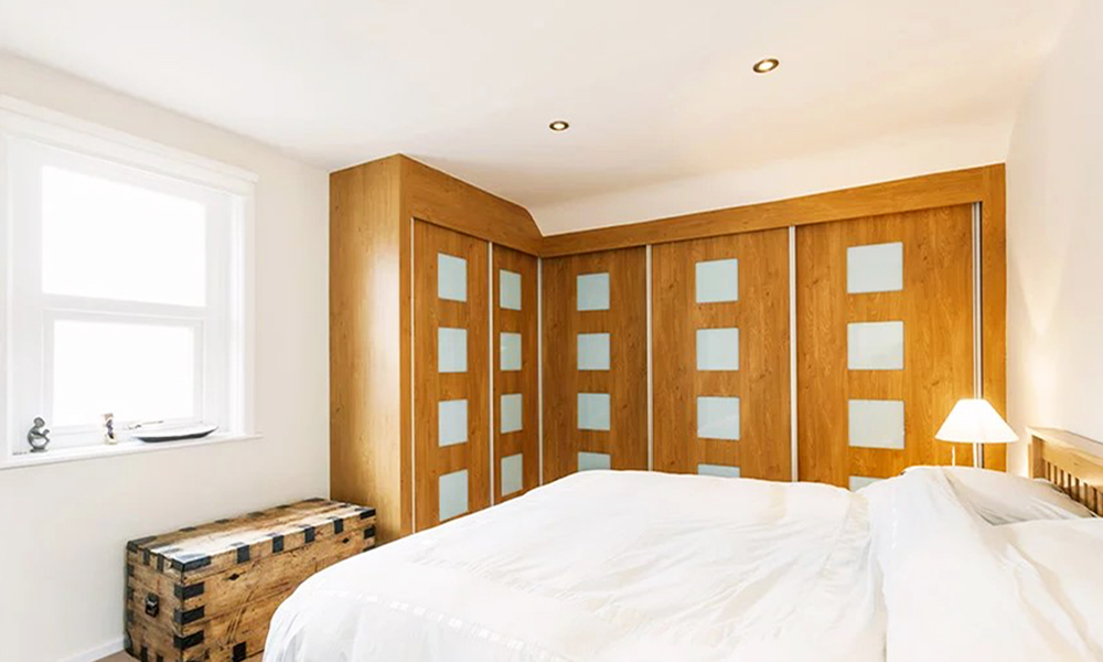 Tủ gỗ tự nhiên 5 cánh chữ L