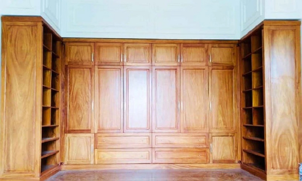 Tủ quần áo âm tường sang trọng kích thước lớn