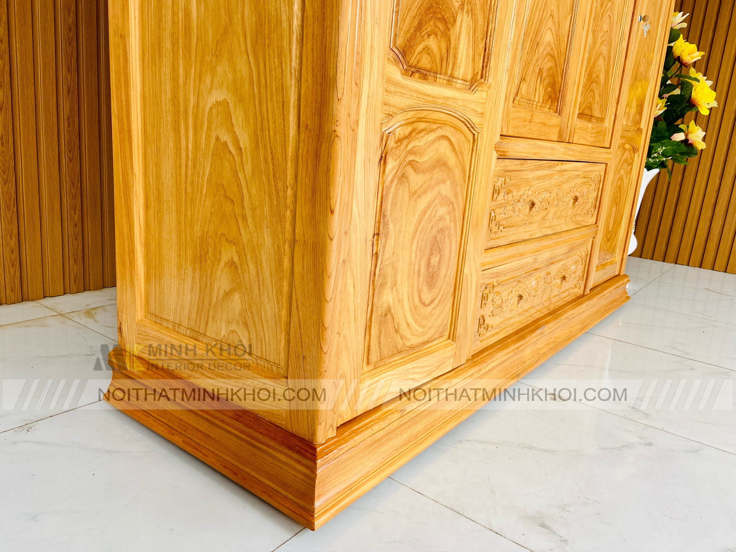 Tủ Quần Áo Gõ Đỏ 2m Cổ Điển Cao Cấp - TA206