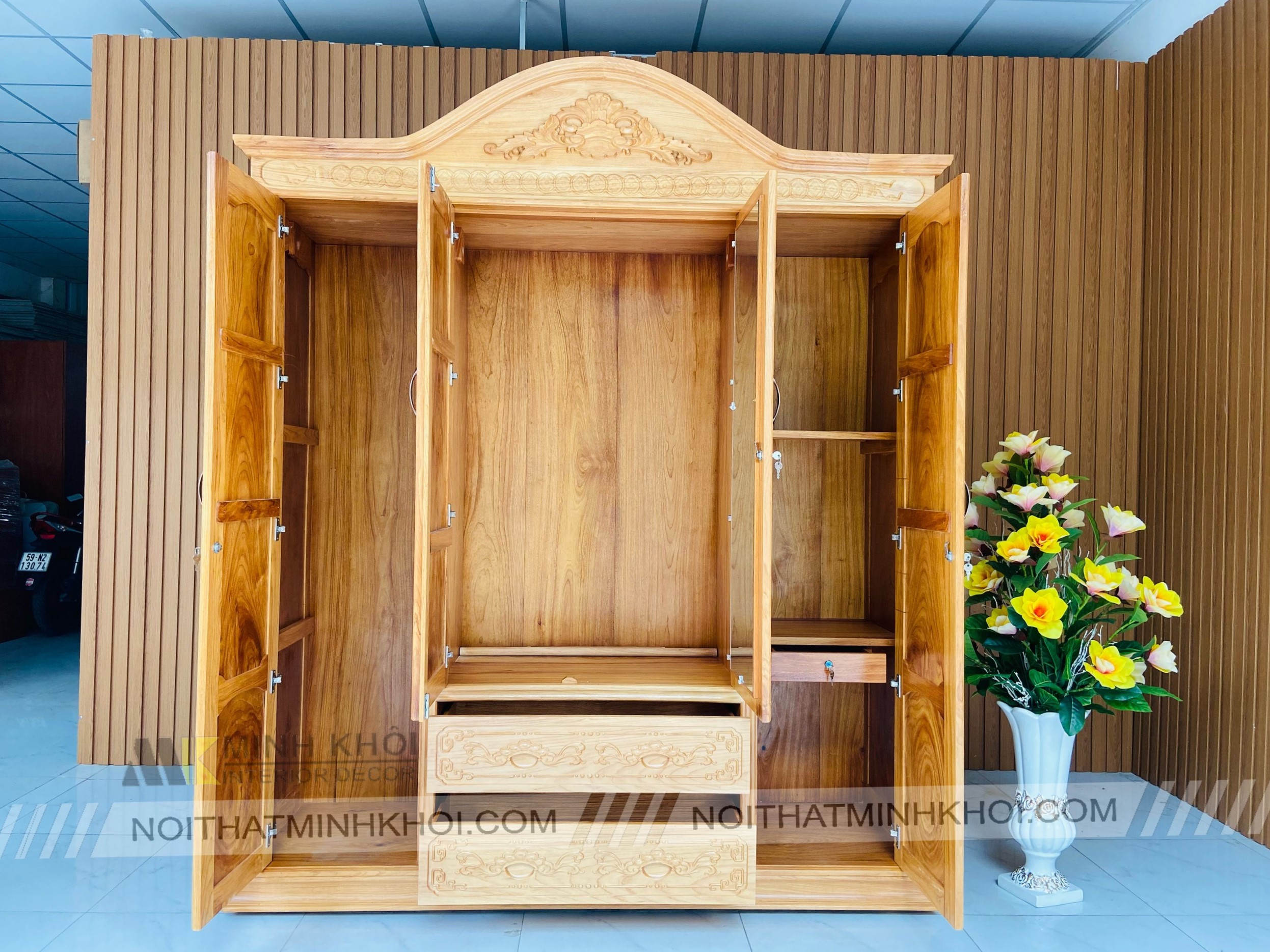 Tủ Quần Áo Gõ Đỏ 2m Cổ Điển Cao Cấp - TA206