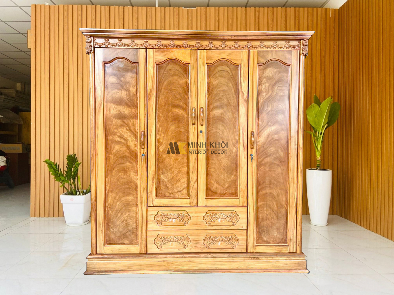 tu-quan-ao-go-go-do-4-canh-hien-dai-ta947_2