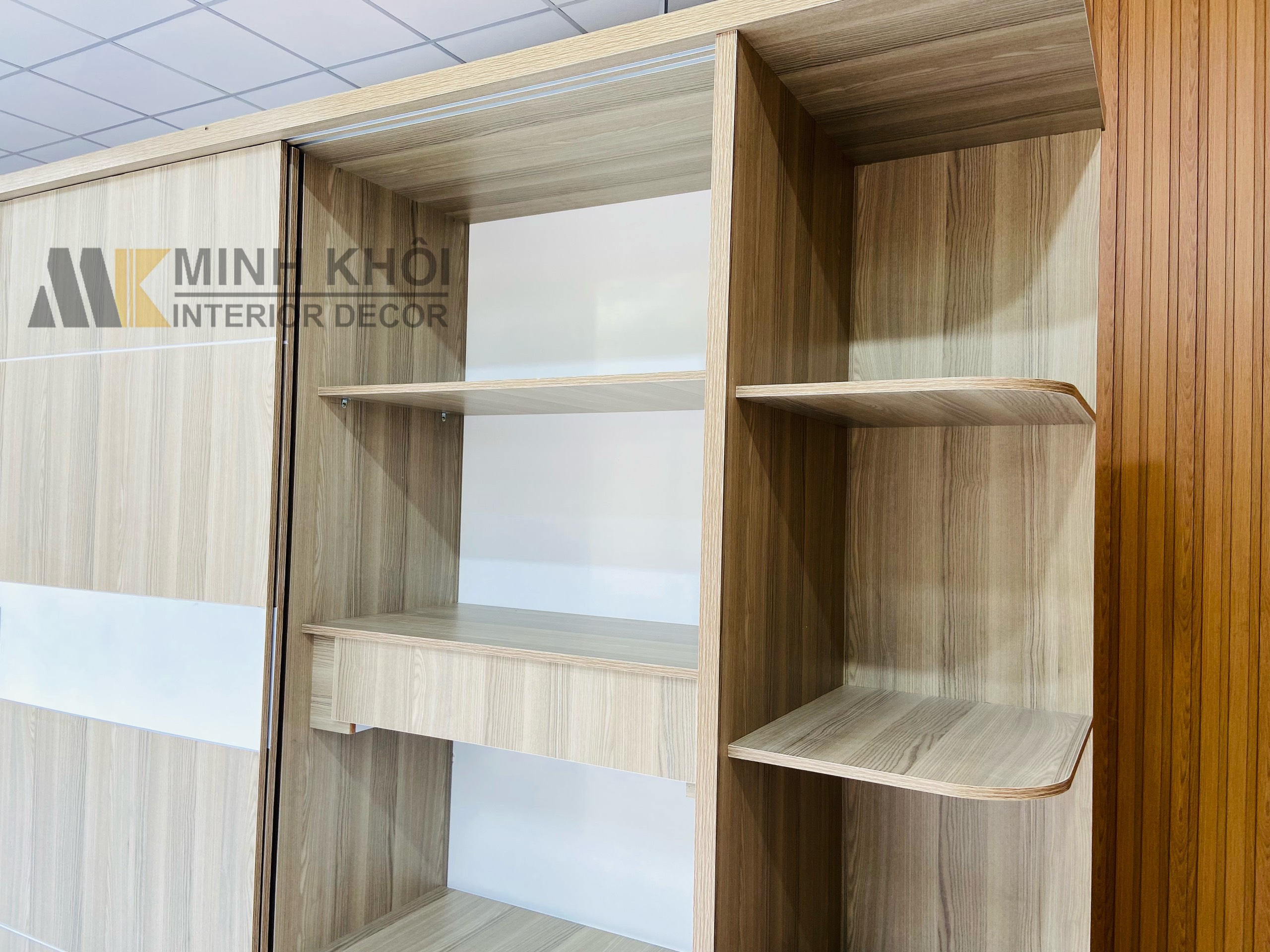 Tủ Quần Áo MFC cửa lùa, kệ trang trí - TA026