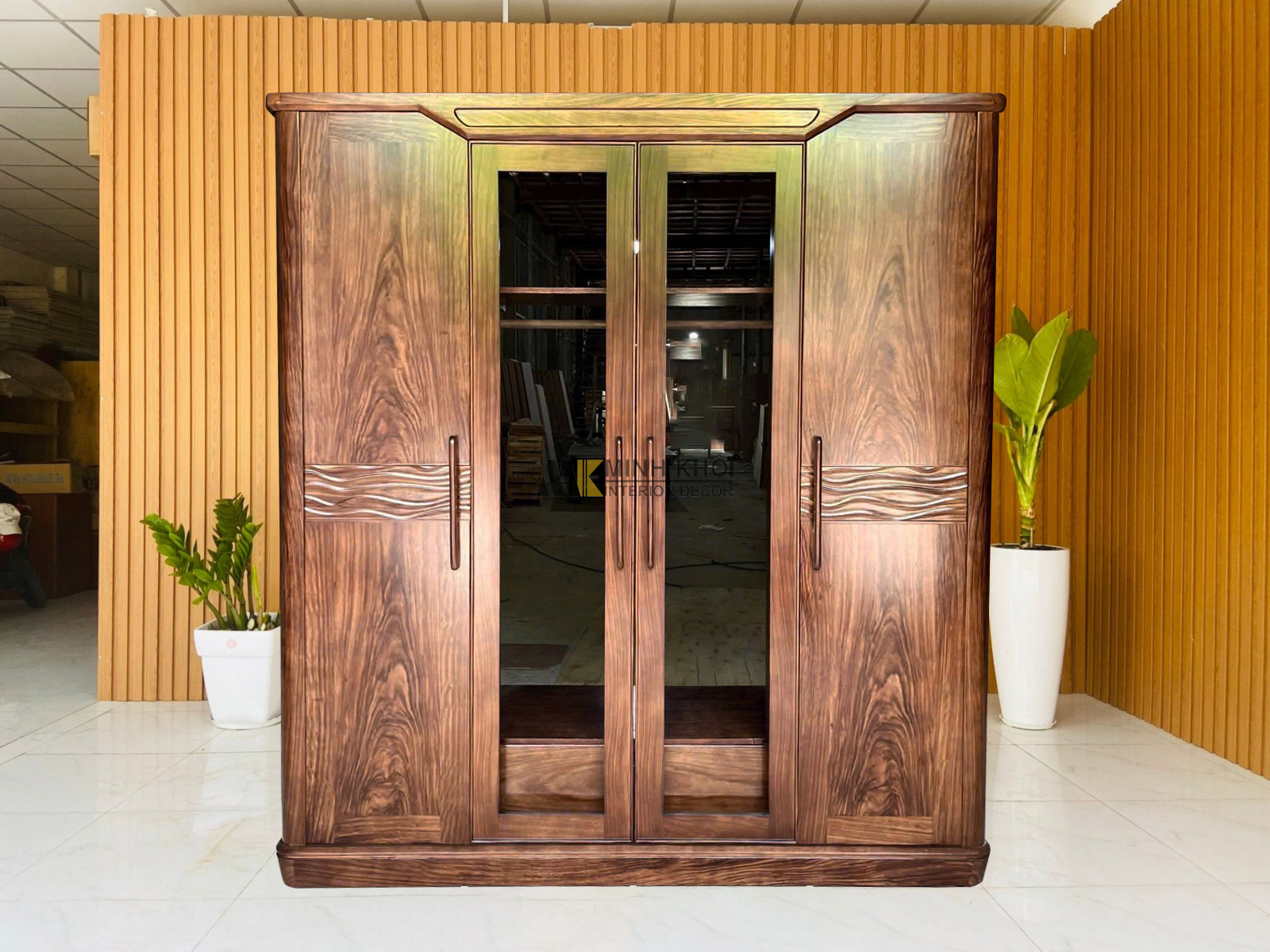 tu-quan-ao-soi-oc-cho_5