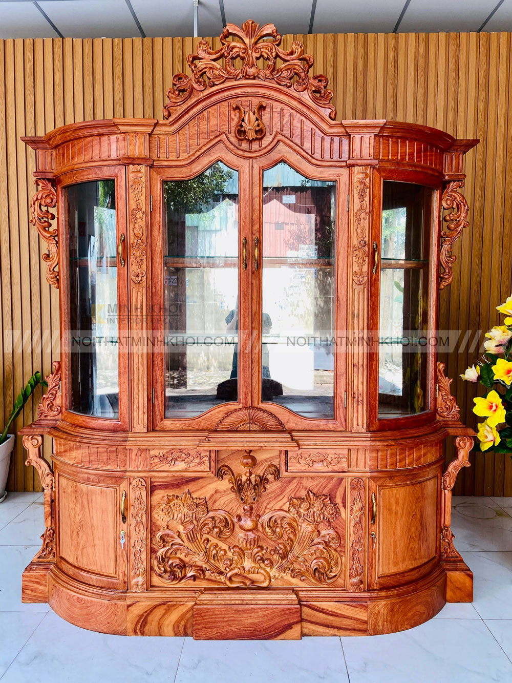 Tủ Rượu Gỗ Tự Nhiên