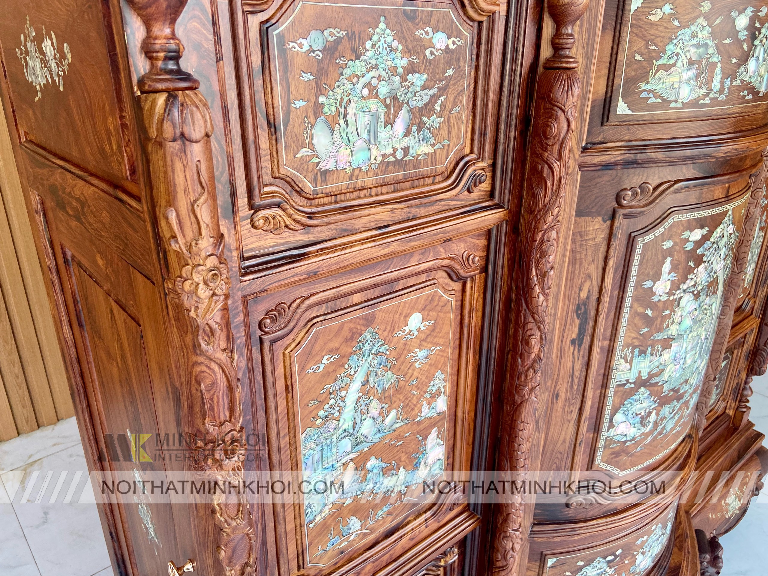 Tủ Thờ Cẩm Lai Mặt Cong Cẩn Cao Cấp 1m75 - TT204