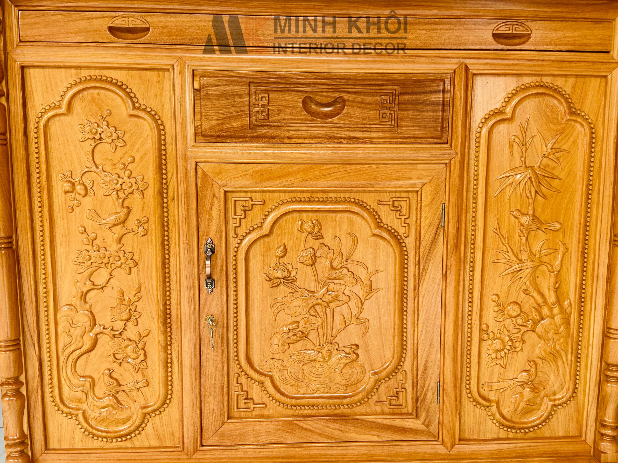 Tủ thờ gõ đỏ 1m53 mặt liền - TT222