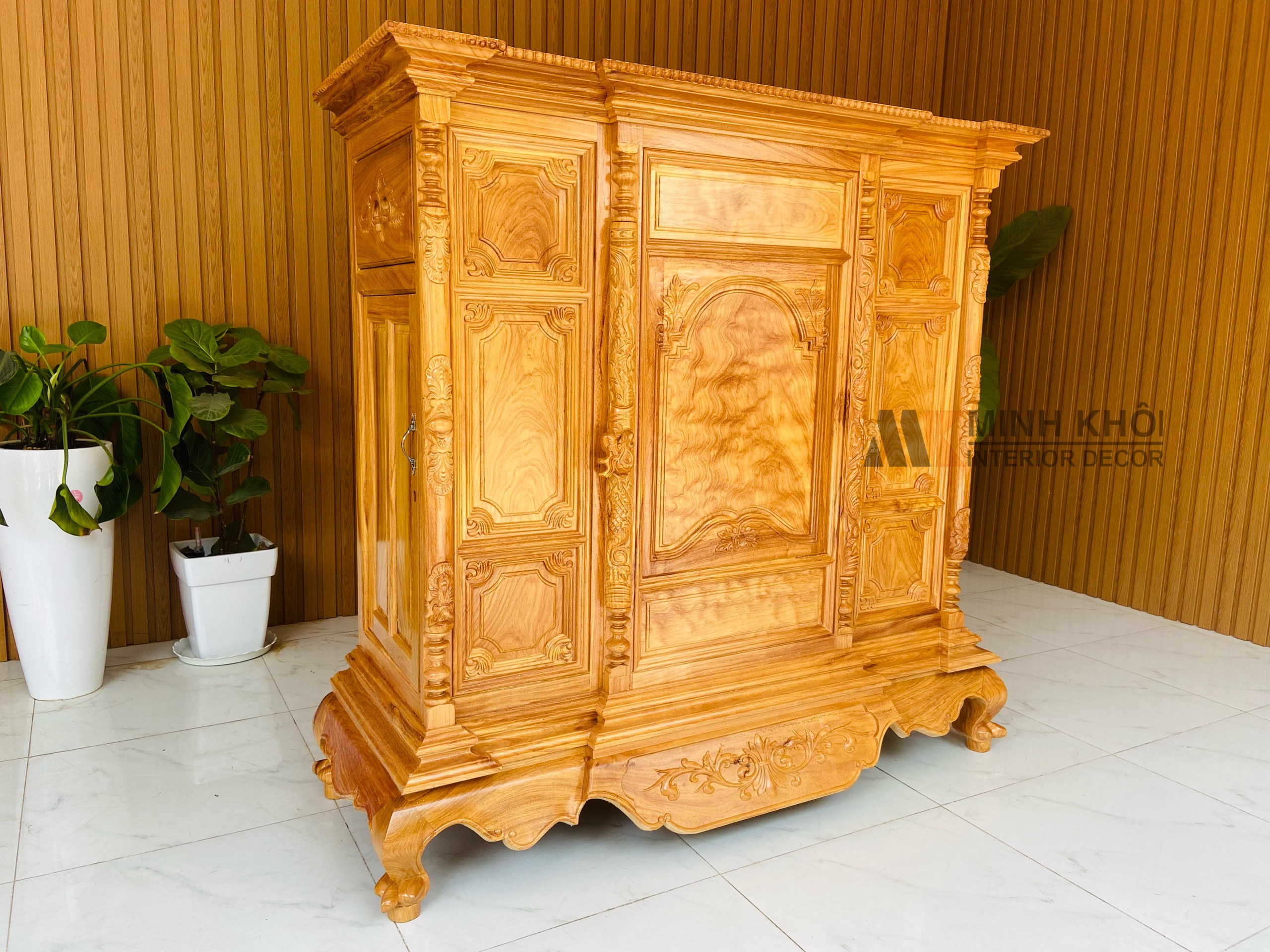 Tủ Thờ Gõ Đỏ Trám Lào 1m76 - TT906