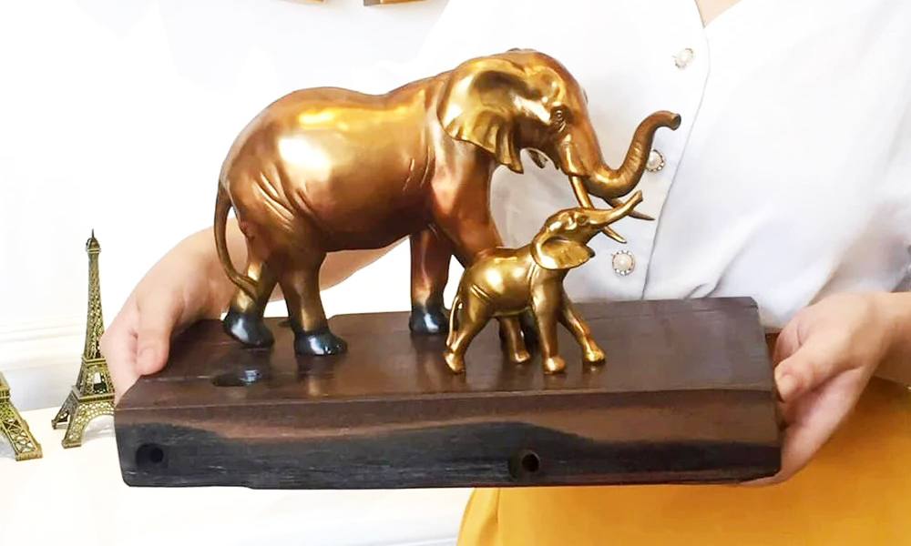 Tượng voi phong thủy mẹ con