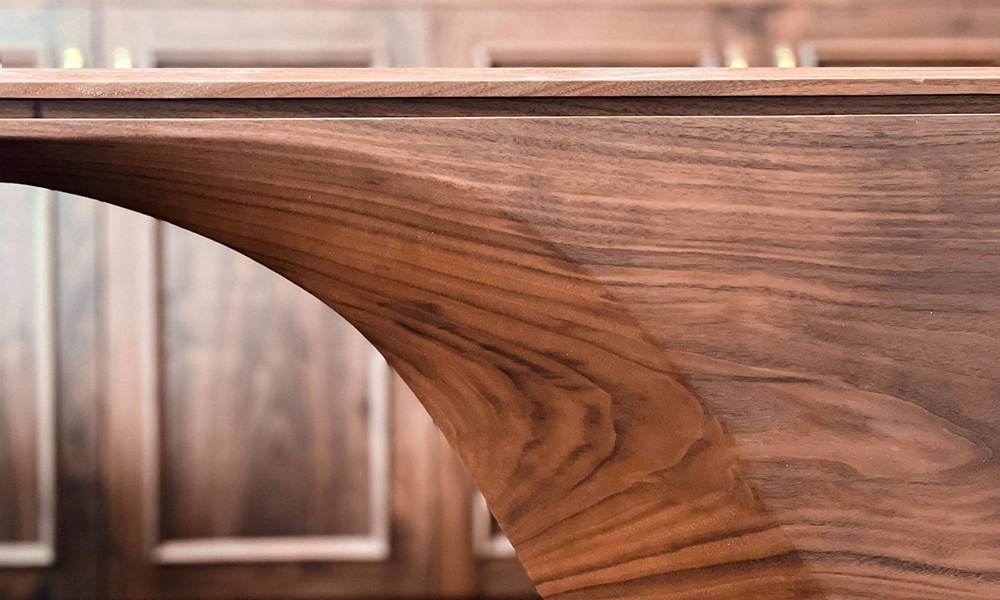 TOP Mẫu giường gỗ óc chó đẹp cao cấp