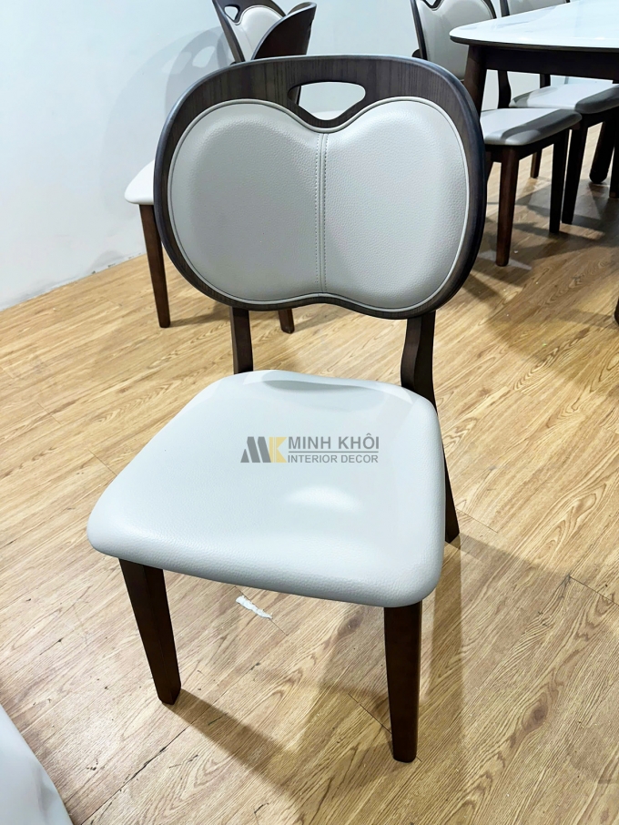 Bàn Ăn Mặt Đá Trắng Vân Mây Hiện Đại - BA268